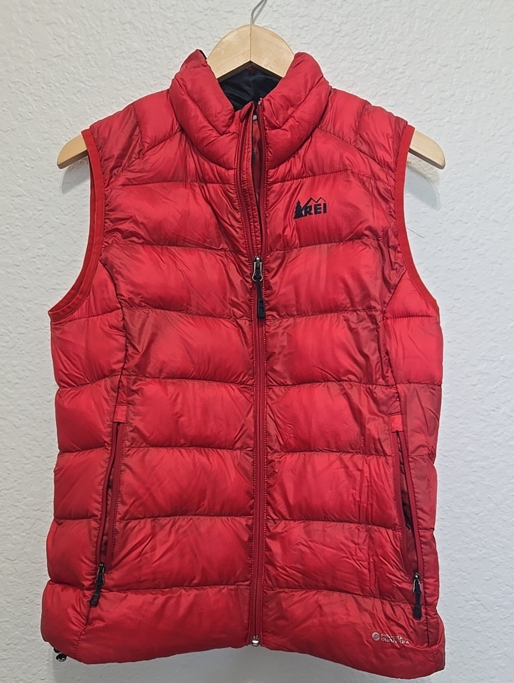 REI Red Insulated Pertex Quantum Packable Quilted Vest with High Collar